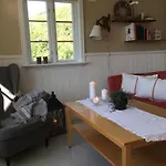 4 Bedroom Beautiful In Hébergement de vacances Farsund