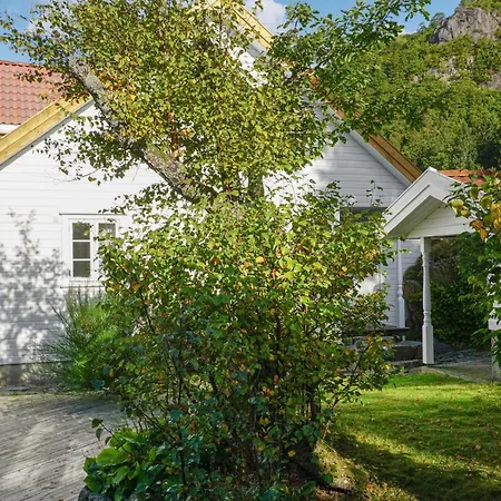 4 Bedroom Beautiful In
