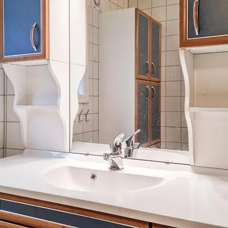 4 Bedroom Beautiful In *