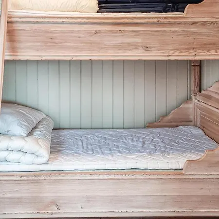 Vakantiehuis 4 Bedroom Beautiful In Farsund