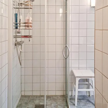 4 Bedroom Beautiful In Vakantiehuis Farsund
